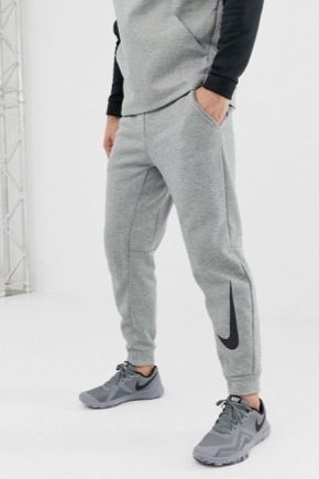 Pantalones deportivos Nike: características y tipos