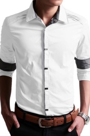 Comment bien retrousser ses manches de chemise ?