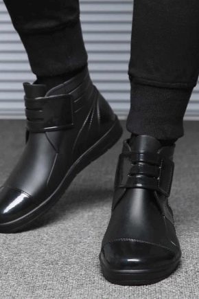 Features and varieties of men's rubber shoes