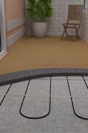 Τι είναι ένα ζεστό δάπεδο σε ένα μπαλκόνι και πώς να το εγκαταστήσετε;