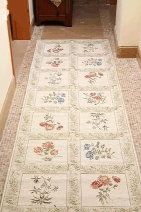 Koridordaki halılar