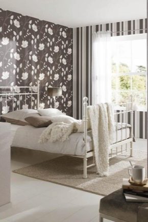 Quelle beauté pour coller le papier peint dans la chambre?