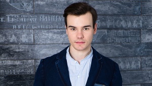 Como escolher uma jaqueta jeans masculina e o que vestir com ela?