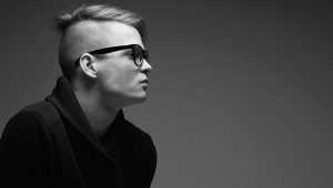 Cortes de cabelo masculinos com áreas raspadas: variedades e dicas para seleção