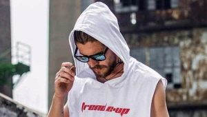 Ανδρικά μπλουζάκια με κουκούλα