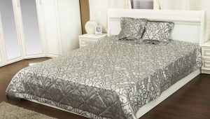 Wählen Sie eine Tagesdecke im Schlafzimmer