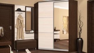 Merkmale von Eckschränken im Flur