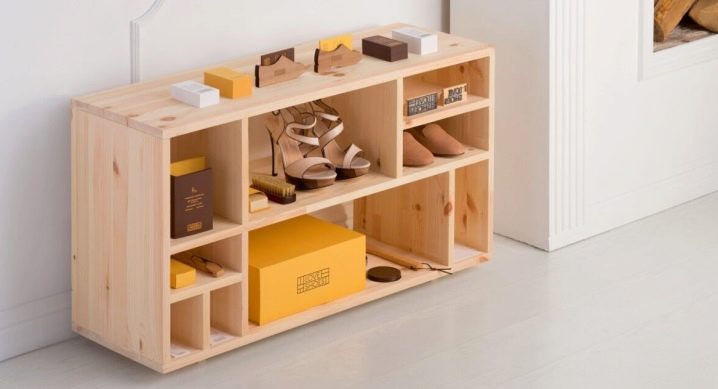 Ние правим рафт за обувки в коридора със собствените си ръце