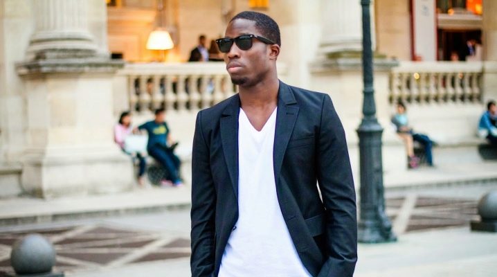 Schwarze Herrenjacken: Was sind sie und was soll man anziehen?