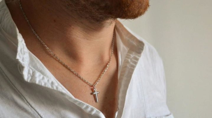 Pendentifs et pendentifs pour hommes: types et choix