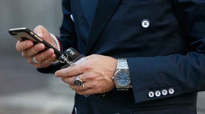 La signification des bagues aux doigts chez les hommes