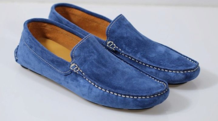 Cosa indossare con i mocassini da uomo?