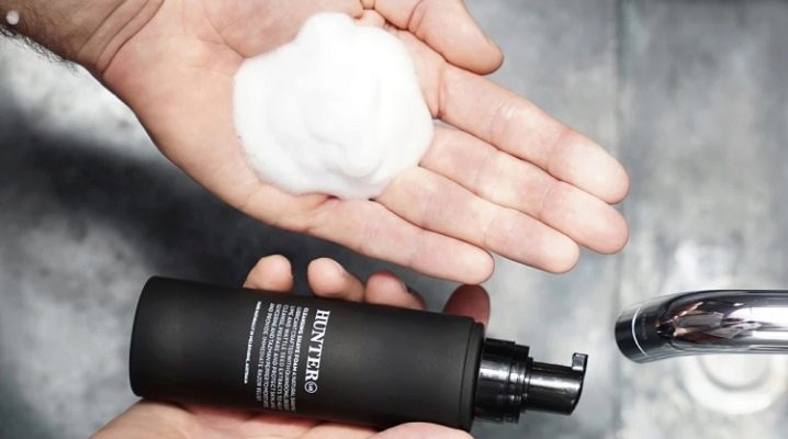 How is shaving gel different from foam, and which one is better to choose?