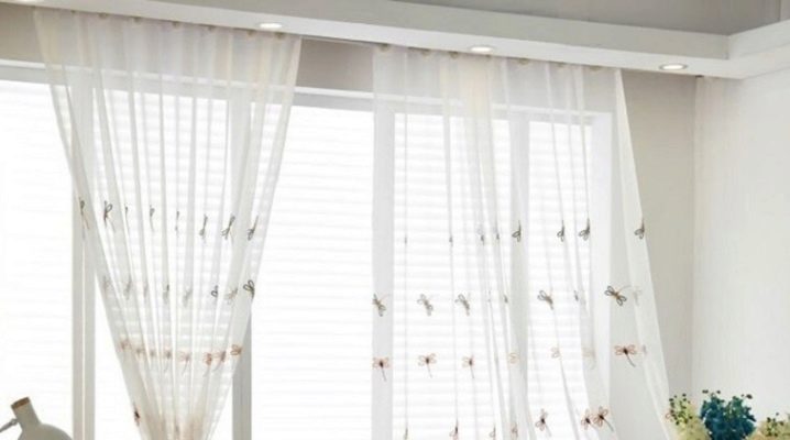 Comment choisir le tulle pour le balcon et le placer ?