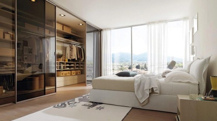 Aménagement d'un dressing dans la chambre