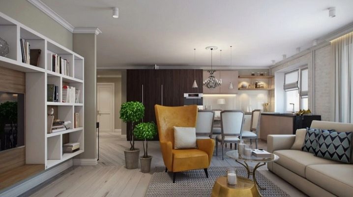 Características del apartamento euro de tres habitaciones y su disposición.