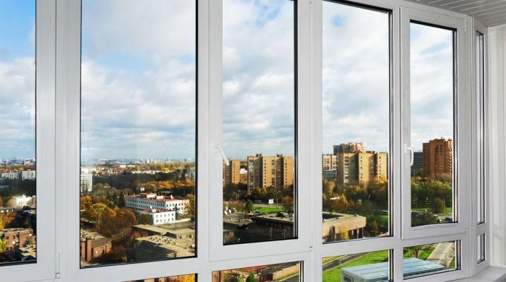 Tout sur le vitrage des balcons et loggias