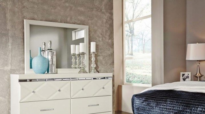 Бял скрин в интериора на спалнята