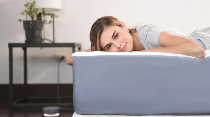 Ποιο στρώμα είναι καλύτερο - βαμβάκι ή αφρός;