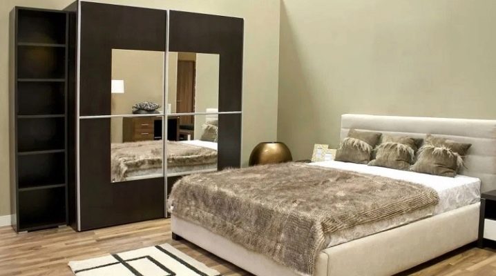 Choisir une armoire avec un miroir dans la chambre