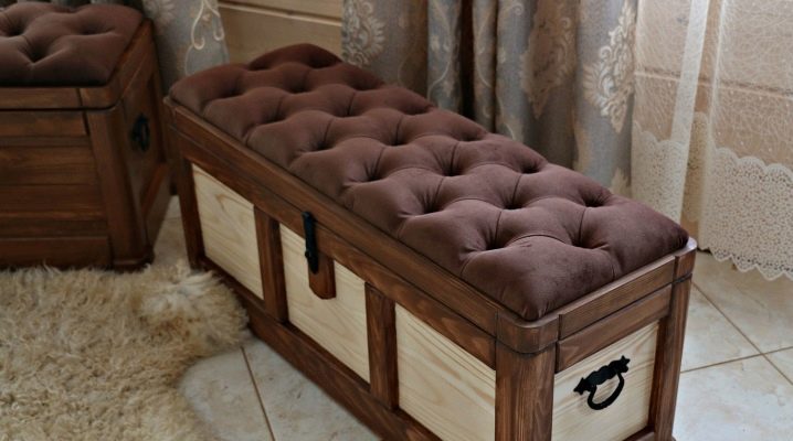 Κάνουμε ένα συμπόσιο στο διάδρομο με τα χέρια μας