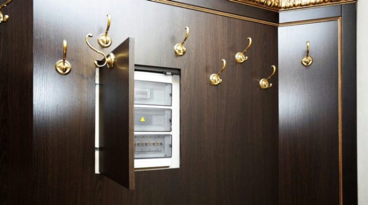 Πώς να κρύψετε μια ασπίδα στο διάδρομο;