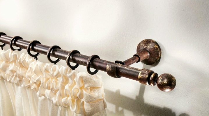 Comment choisir une tringle à rideau pour la chambre ?