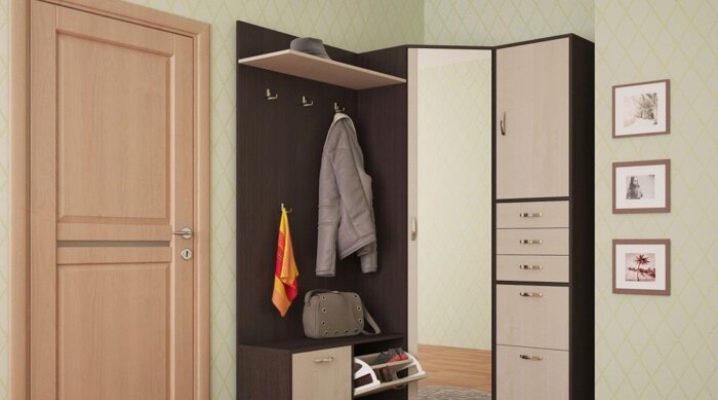 Alles über Eckschränke im Flur