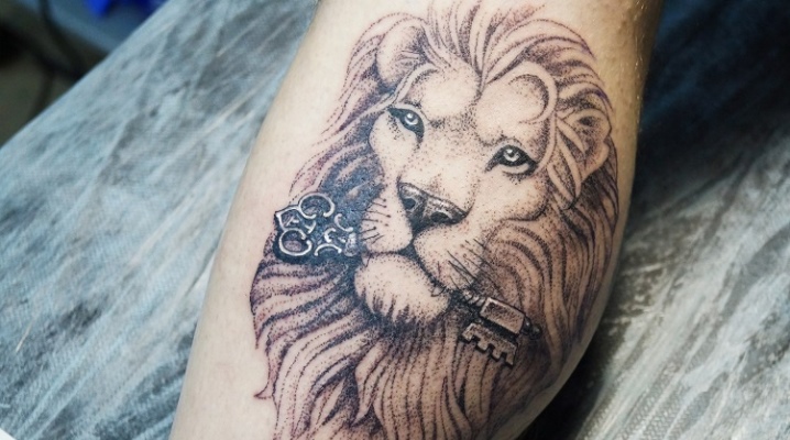 Επισκόπηση των τατουάζ λιονταριών για τους άνδρες και τη θέση τους