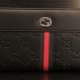 Pochettes homme Gucci : tour d'horizon des modèles et conseils de choix