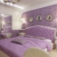 Carta da parati lilla in camera da letto